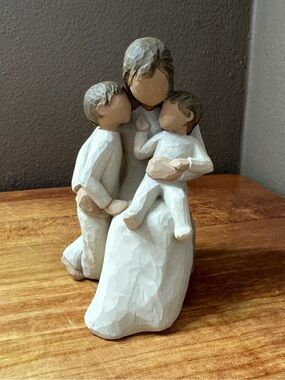 Willow Tree Quietly Figurine Mother & Children Susan Lordi